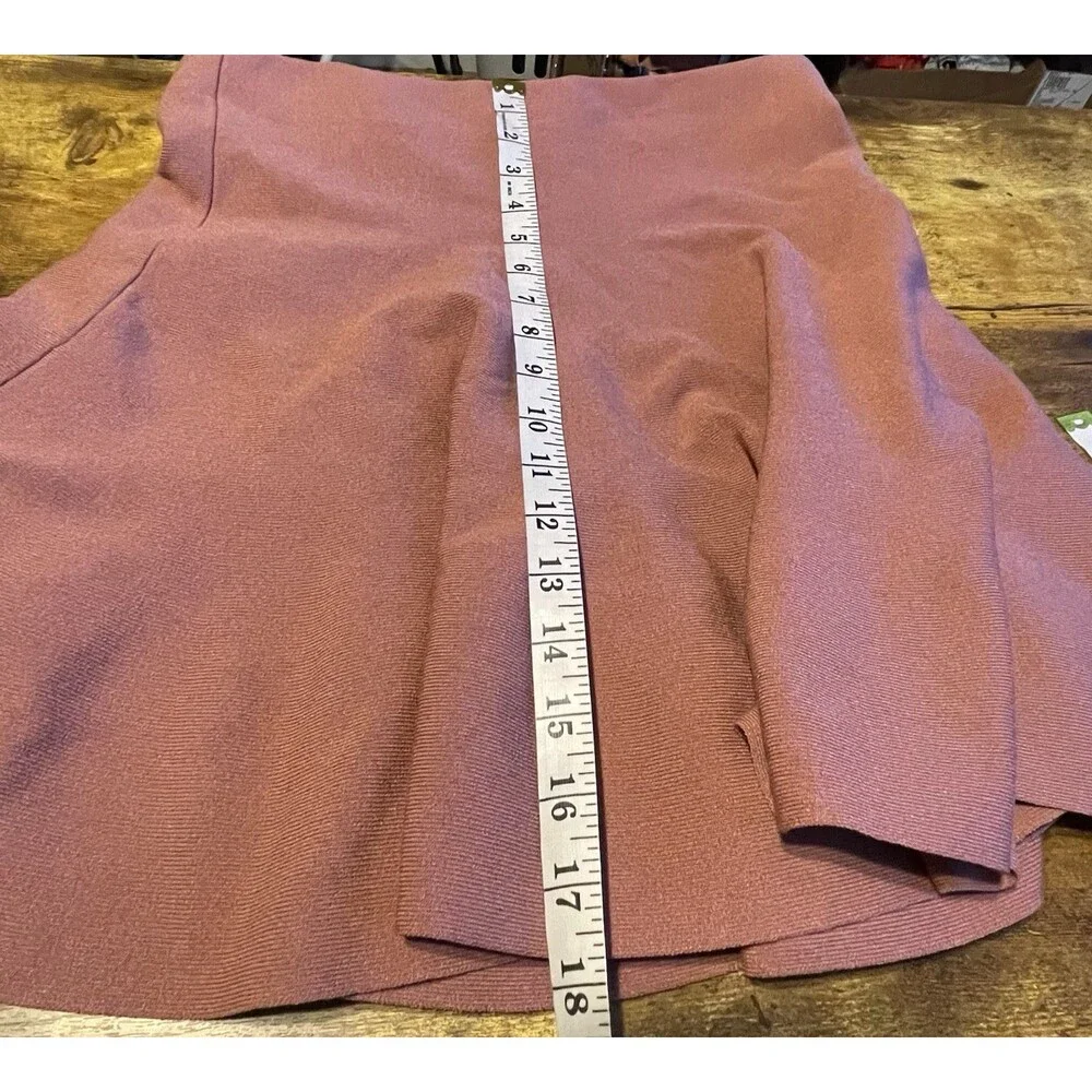 Express Skirt Sweater Sz Medium High Waisted Body Contour Mini Ruffle Coquette